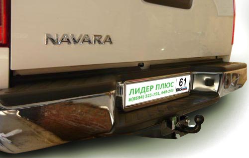 Фаркоп для Nissan Navara D40 Double Cab 2005-2015 со ступенькой - Фото