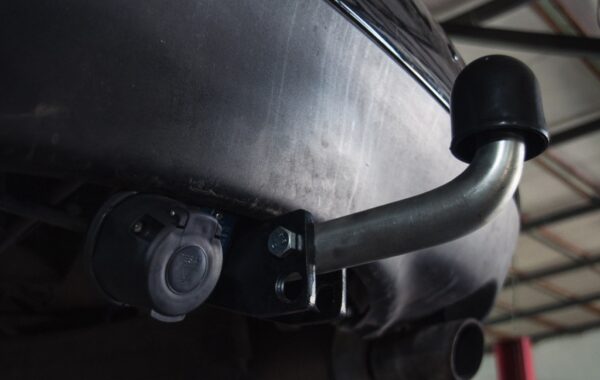 Фаркоп оцинкованный Jeep Renegade 2014-, FIAT 500X 2014- условно-съемное крепление шара - Фото